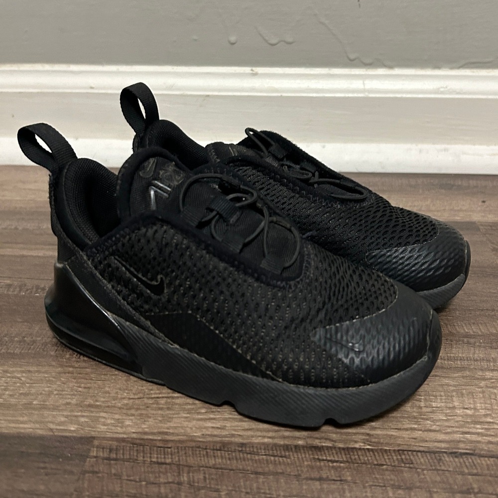 Nike Air Max 270 RT Kids Size 10C Black Sneaker DD1646-001 Gorpcore Classic